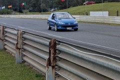 the-206-GTI-on-the-main-straight-2